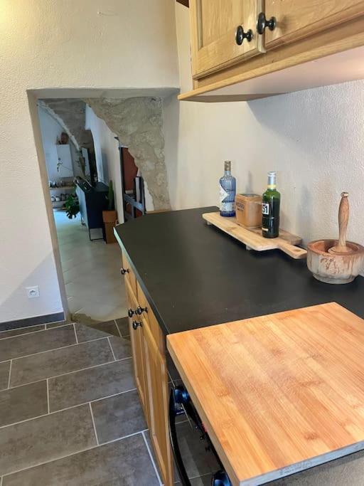 Charmante Maison De Village Au Pied Du Luberon Cabrieres-d'Aigues Zewnętrze zdjęcie