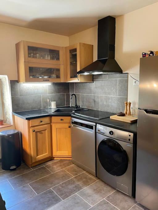 Charmante Maison De Village Au Pied Du Luberon Cabrieres-d'Aigues Zewnętrze zdjęcie